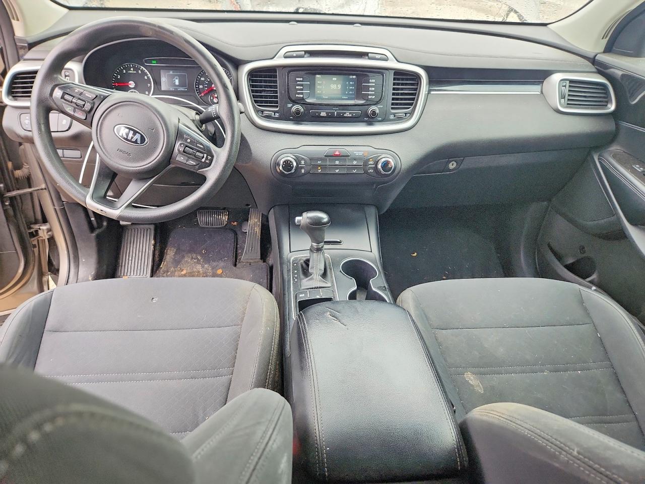 2016 KIA SORENTO