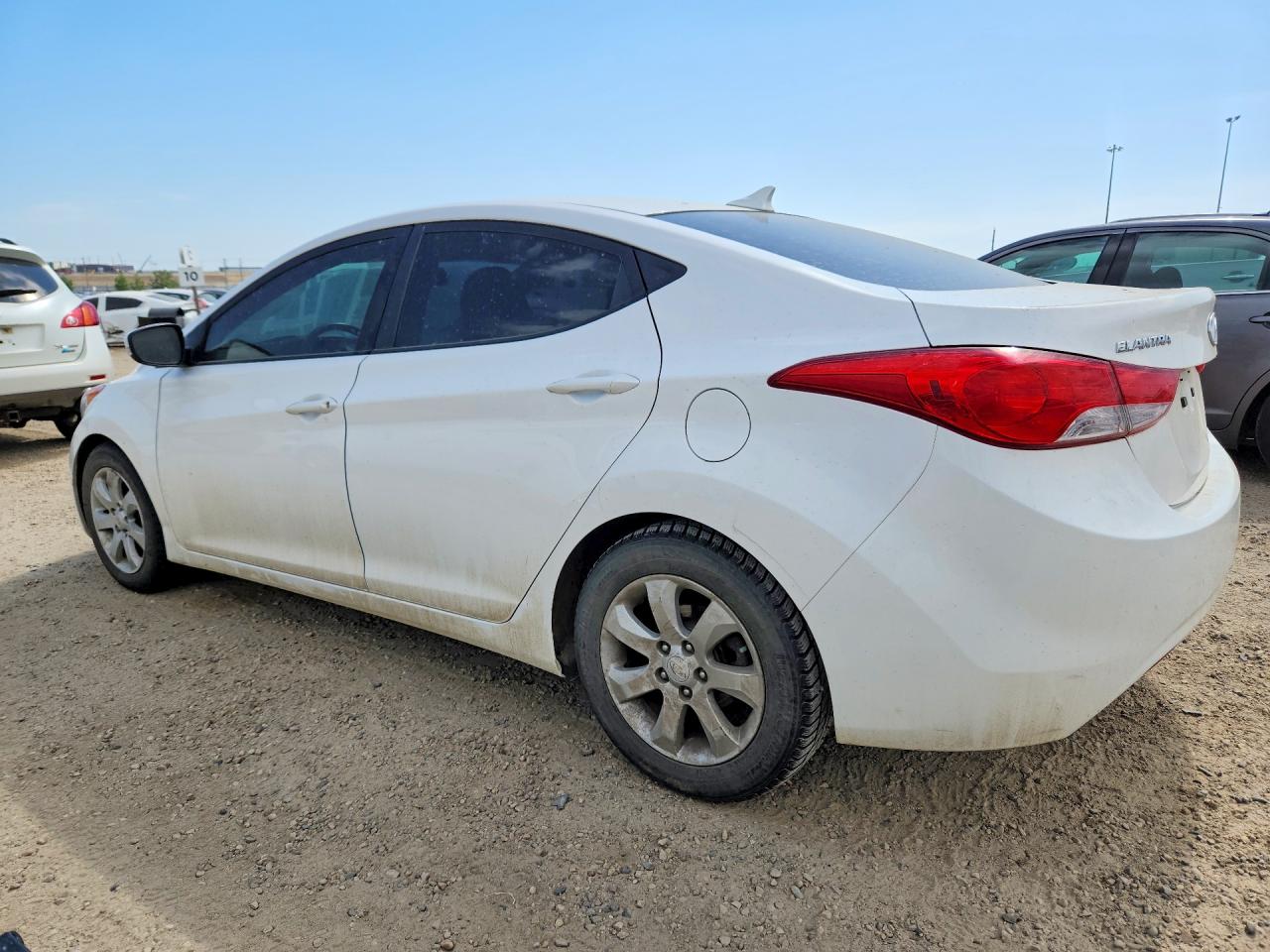 2013 HYUNDAI ELANTRA