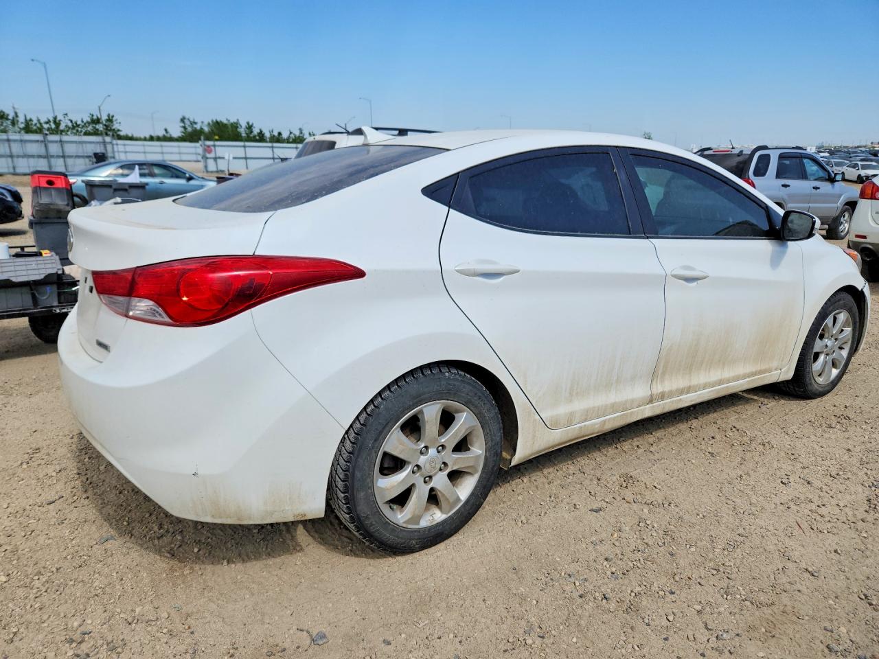 2013 HYUNDAI ELANTRA