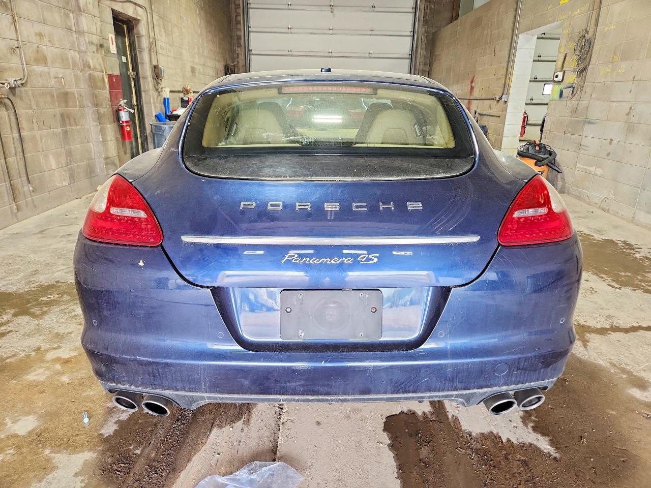 2012 PORSCHE PANAMERA