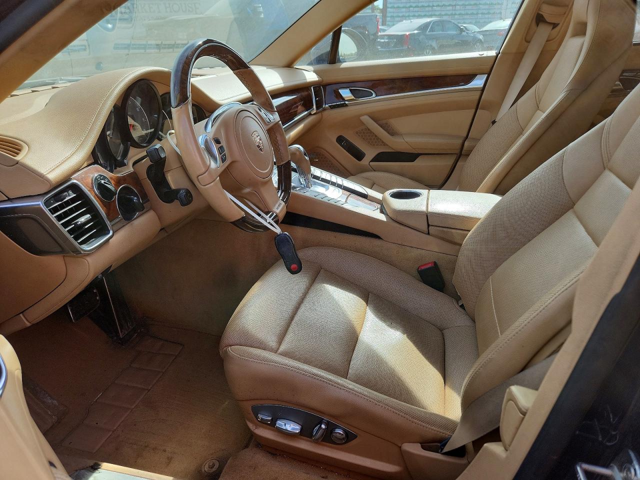 2012 PORSCHE PANAMERA