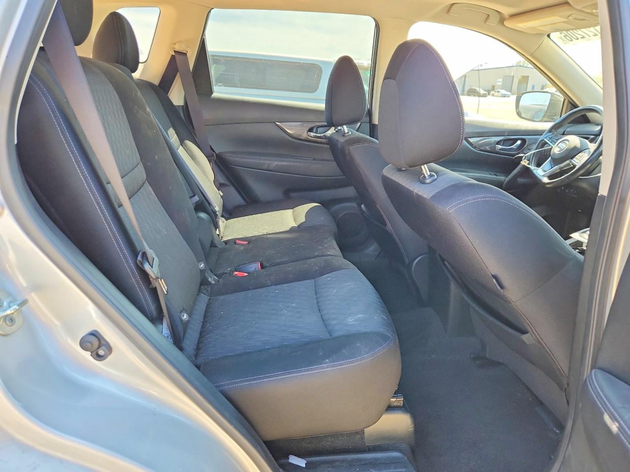 2019 NISSAN ROGUE