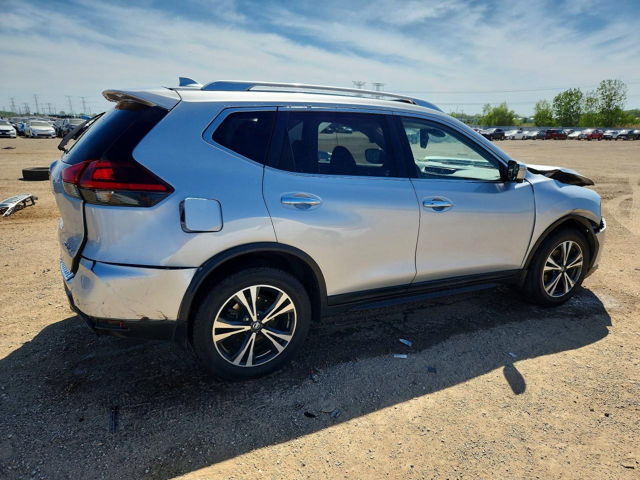 2019 NISSAN ROGUE