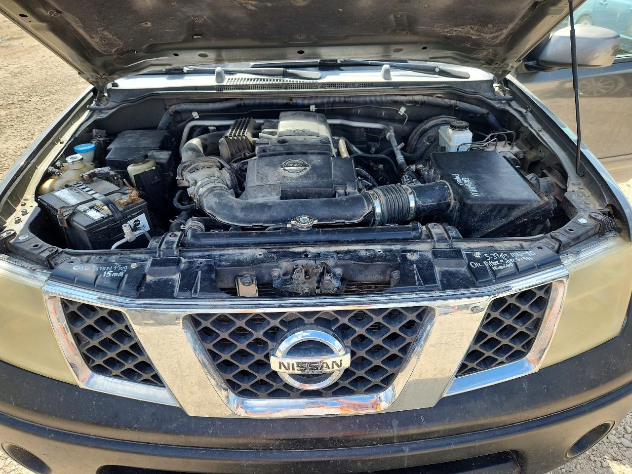 2005 NISSAN FRONTIER