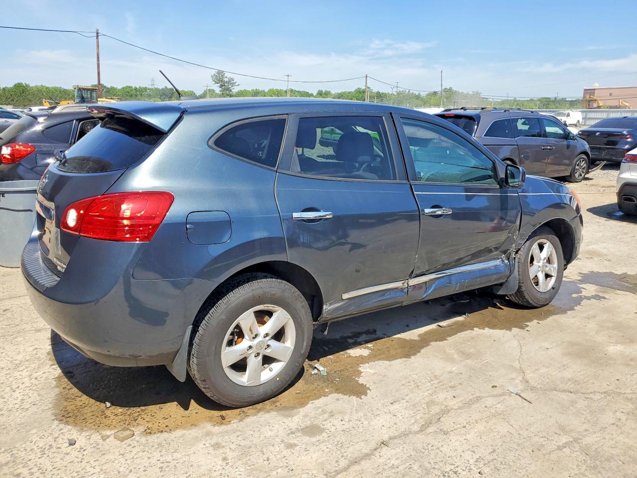 2013 NISSAN ROGUE