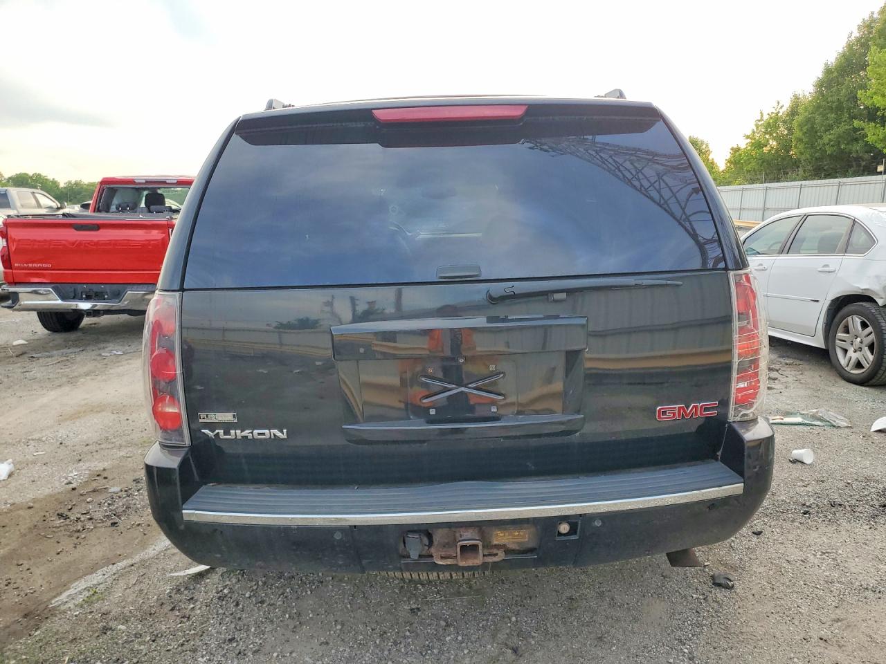 2012 GMC YUKON