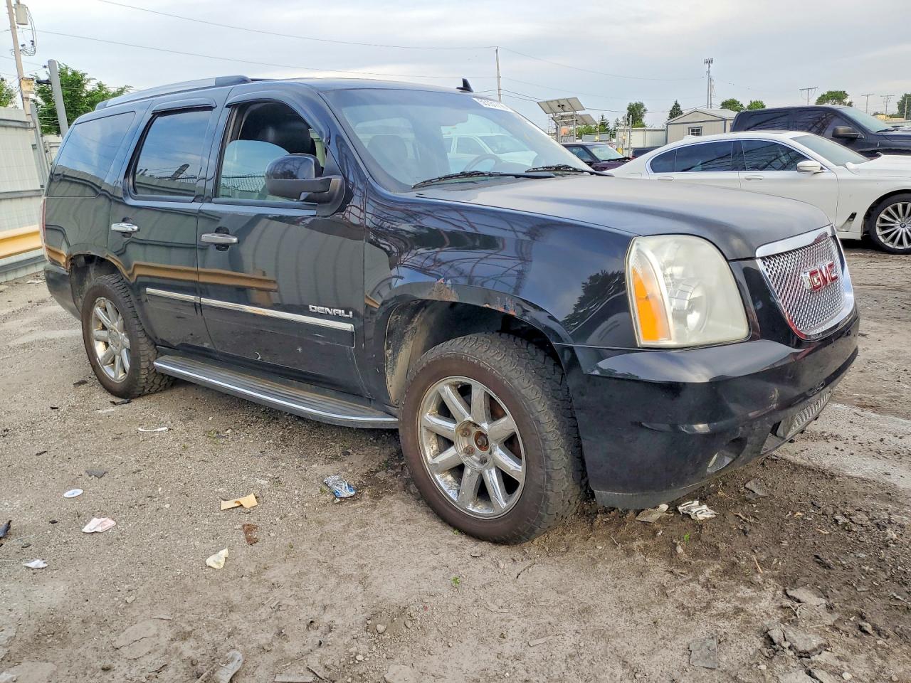 2012 GMC YUKON