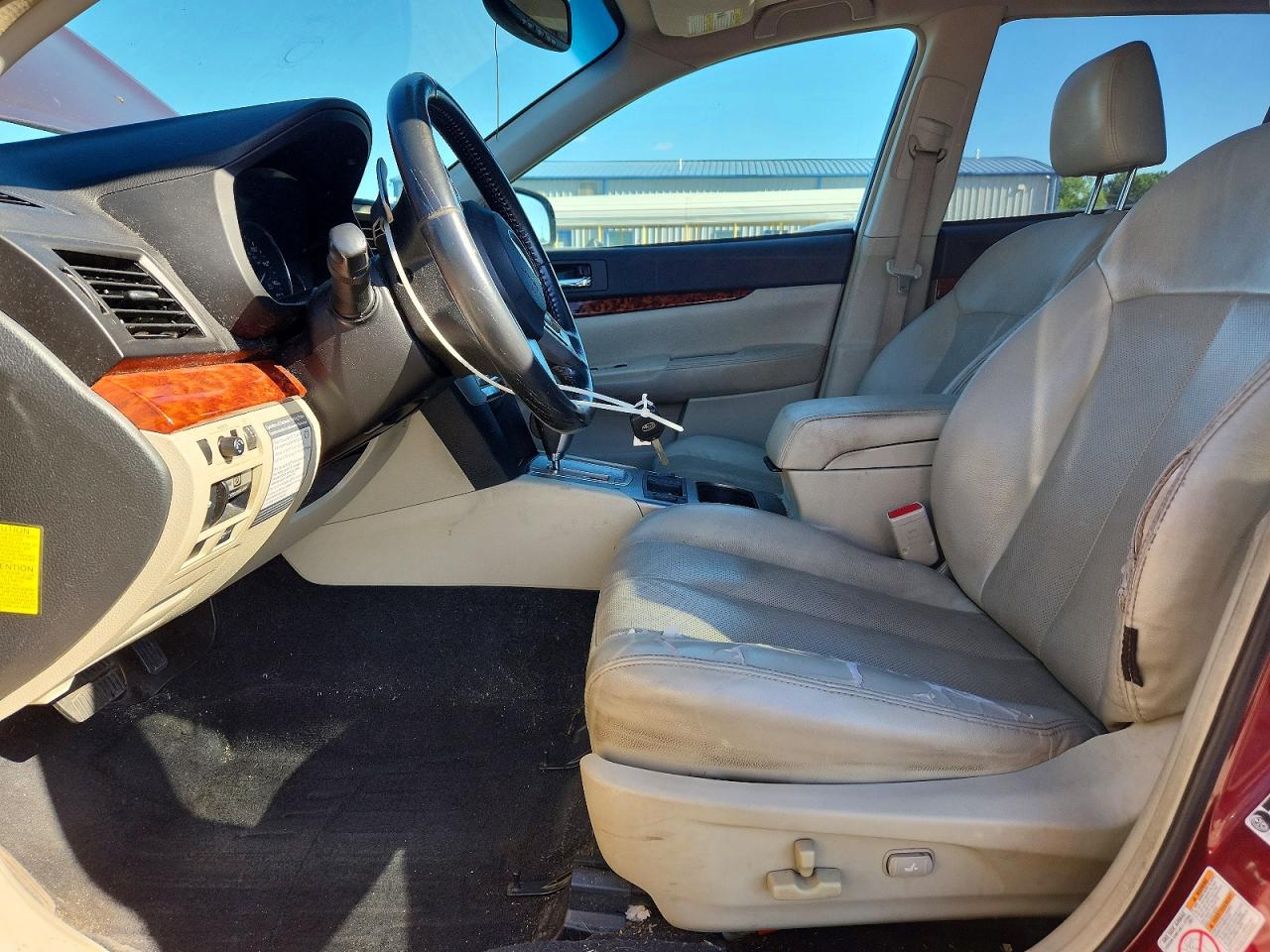 2011 SUBARU OUTBACK