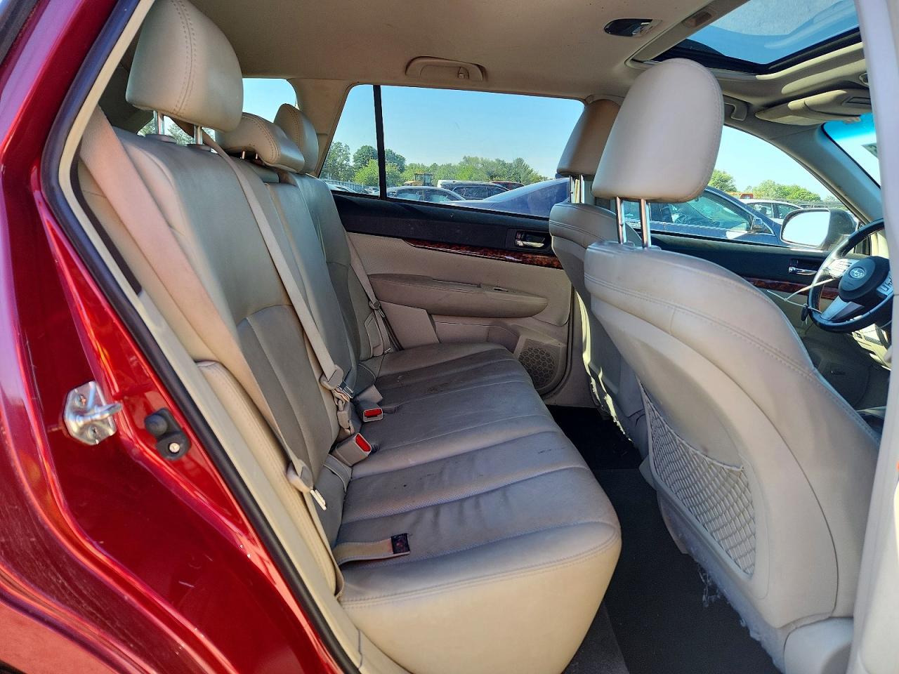 2011 SUBARU OUTBACK