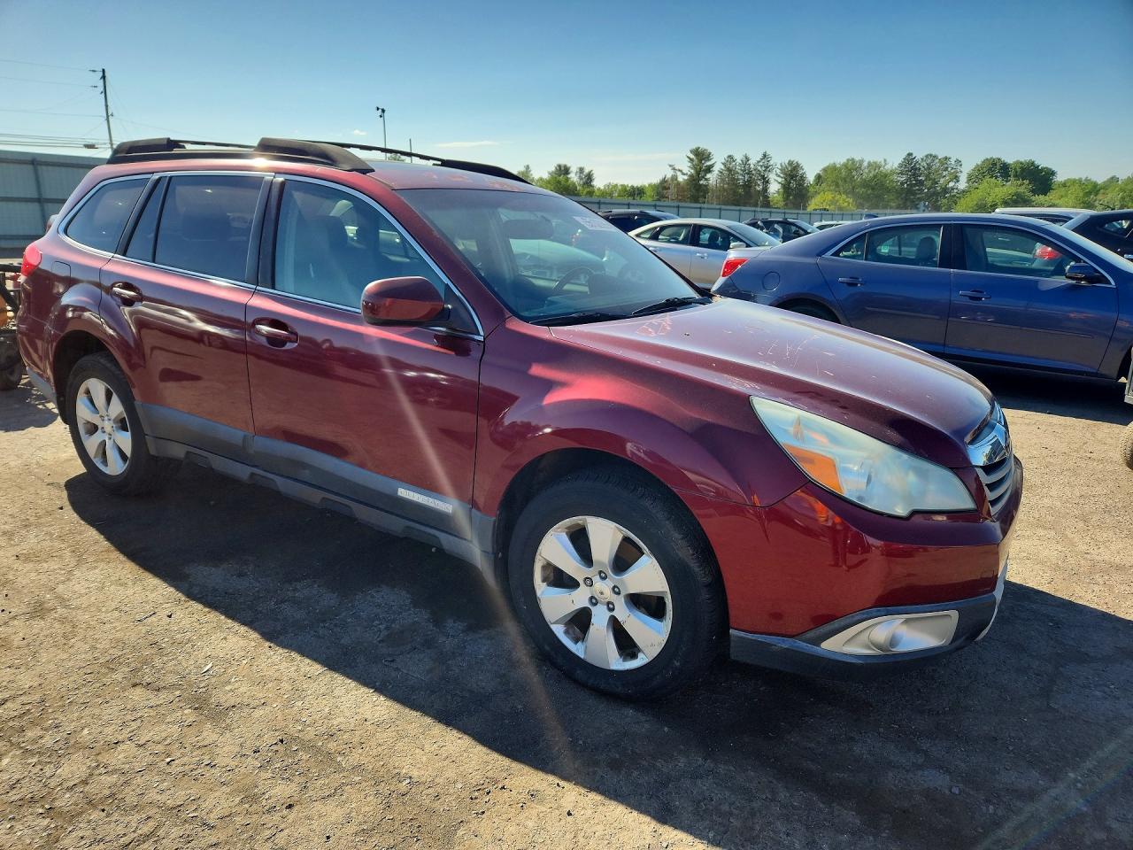 2011 SUBARU OUTBACK