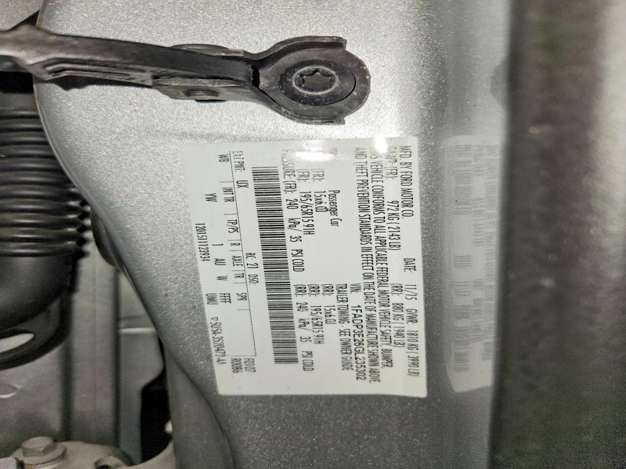 2016 FORD FOCUS