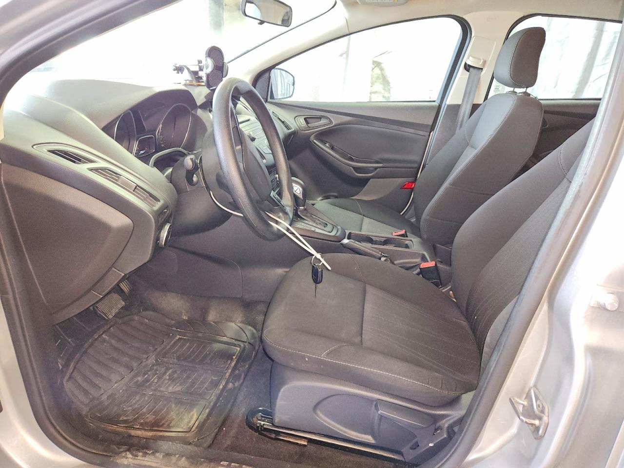 2016 FORD FOCUS