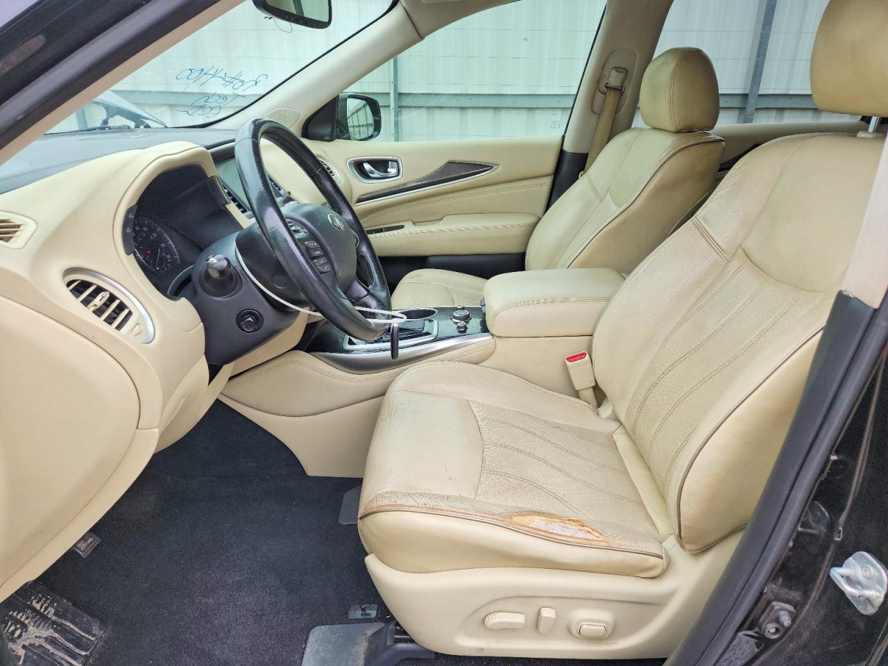 2017 INFINITI QX60 BASE