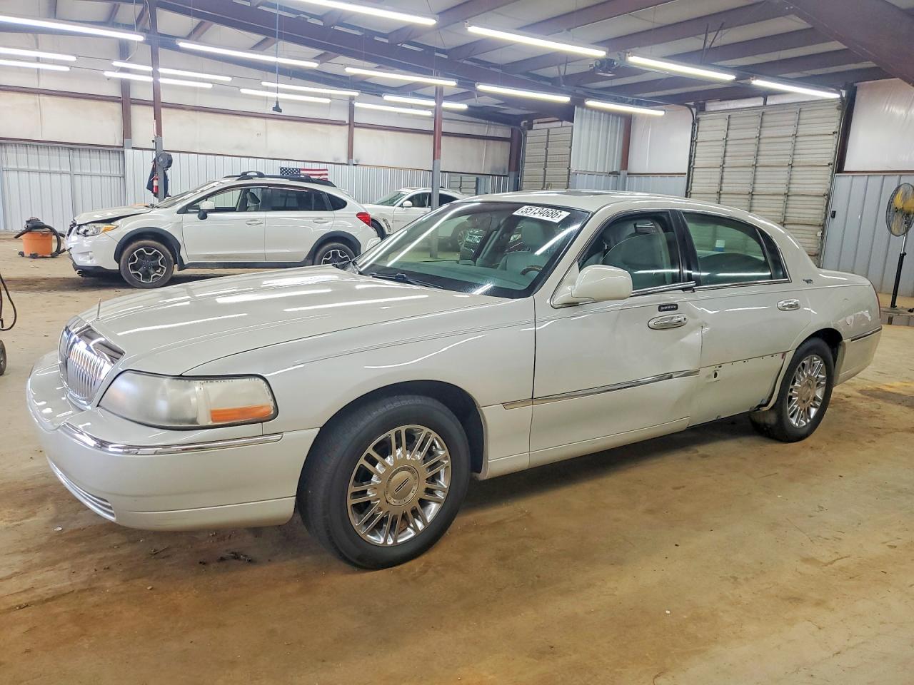2006 LINCOLN TOWNCAR