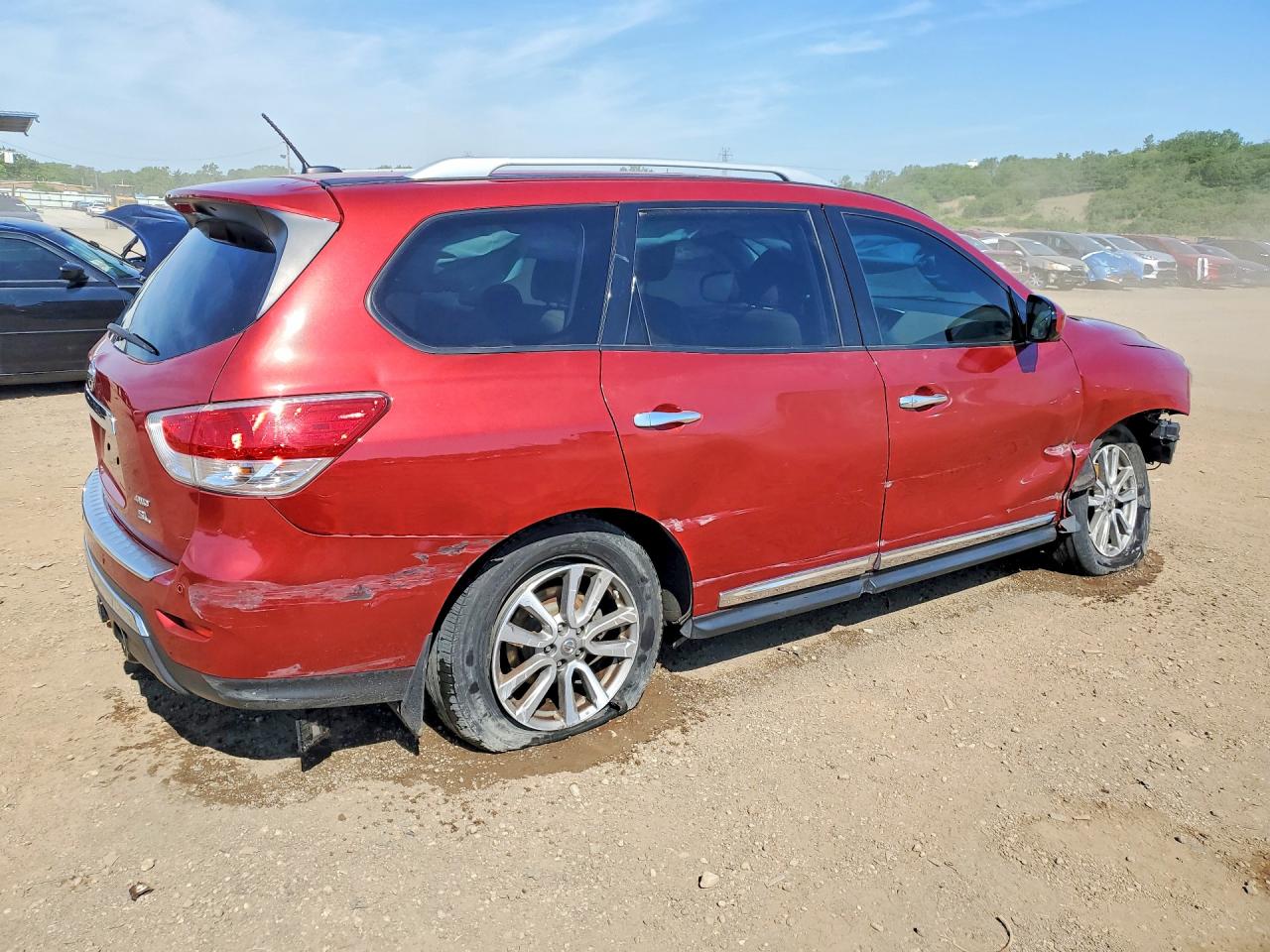 2015 NISSAN PATHFINDER