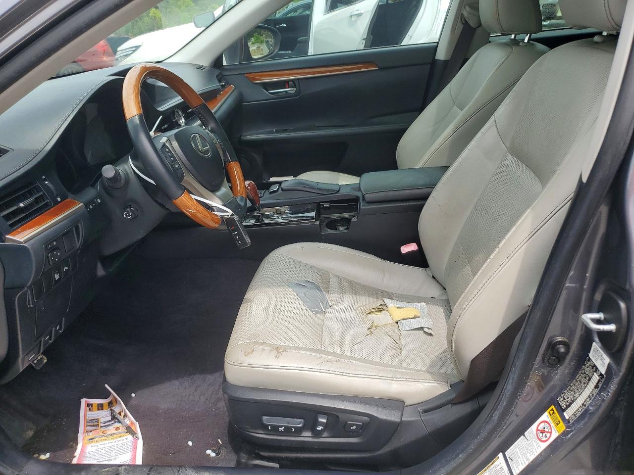 2013 LEXUS ES300