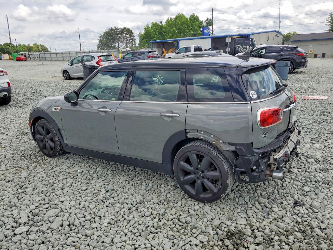 2017 MINI COOPER