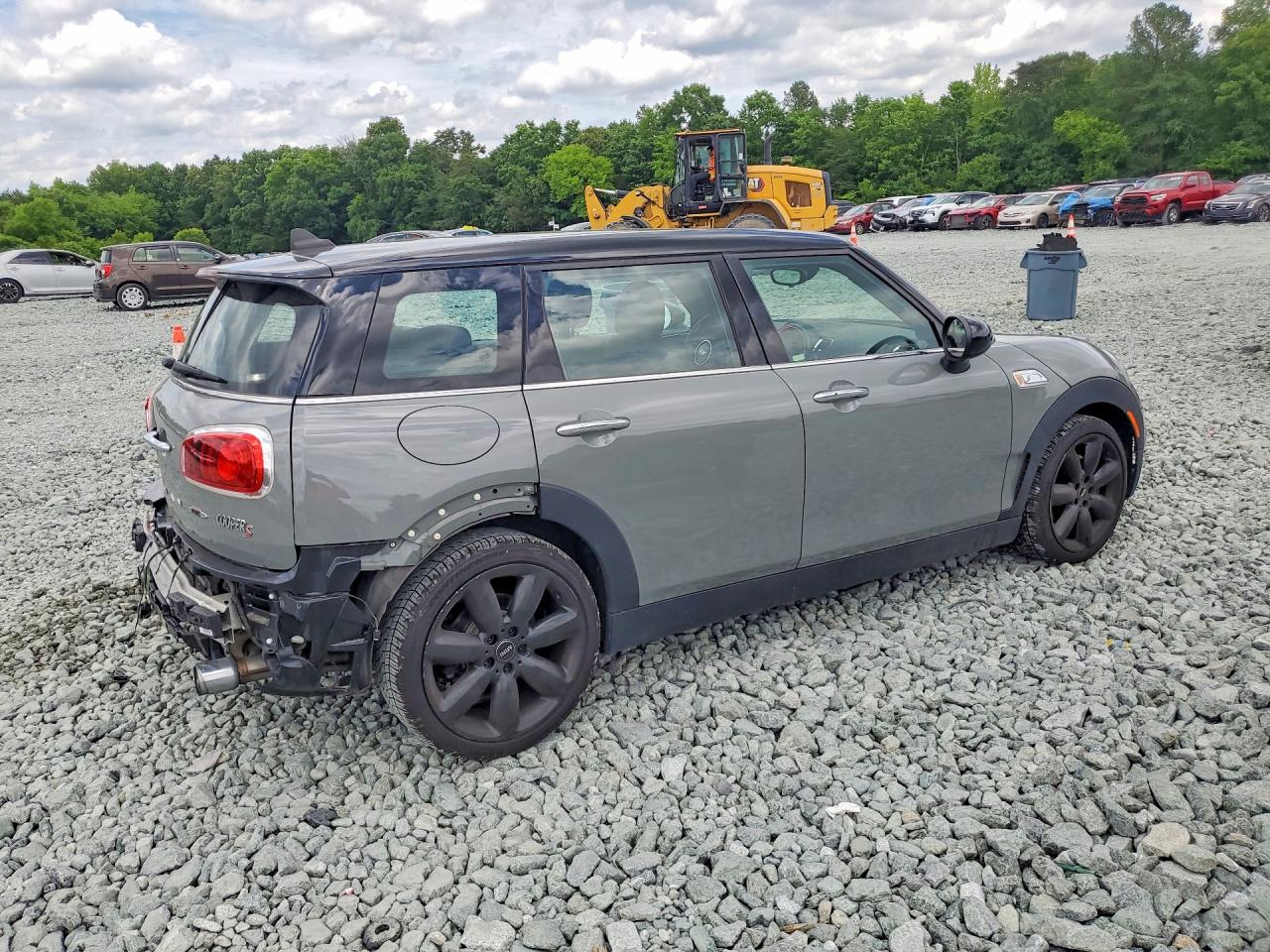 2017 MINI COOPER