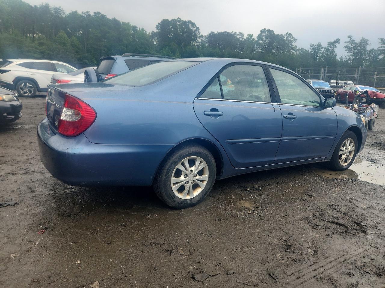 2004 TOYOTA CAMRY