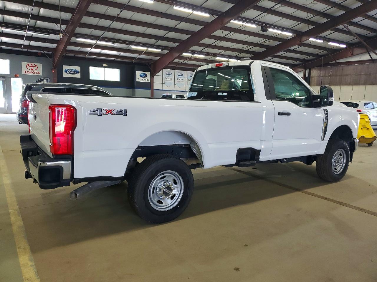 2023 FORD F250