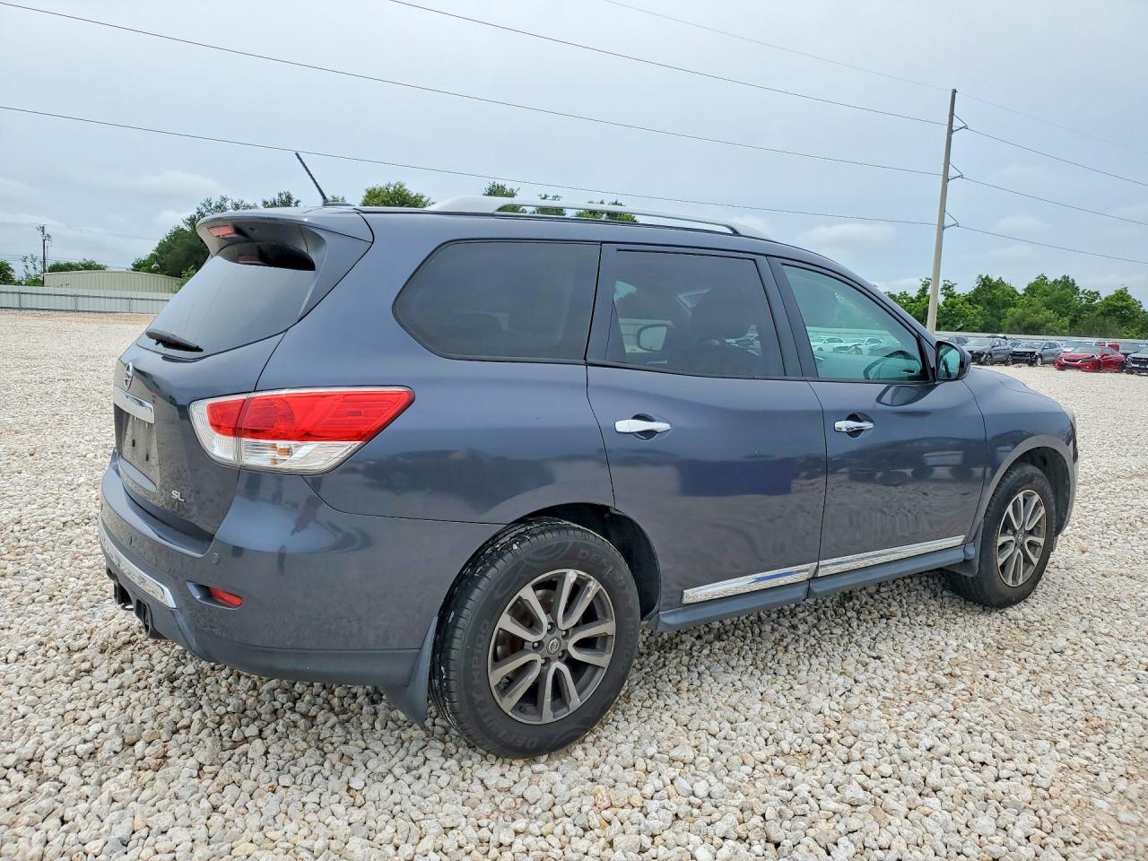 2013 NISSAN PATHFINDER