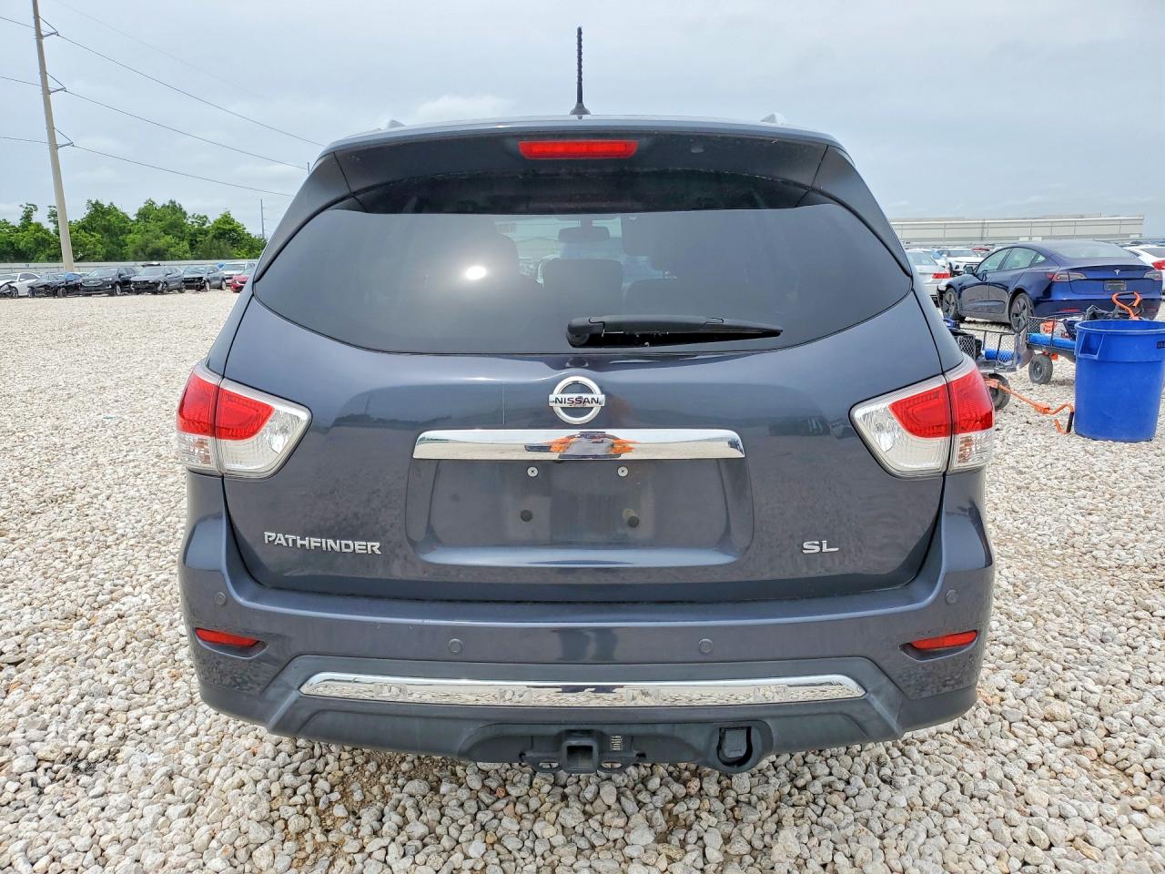 2013 NISSAN PATHFINDER