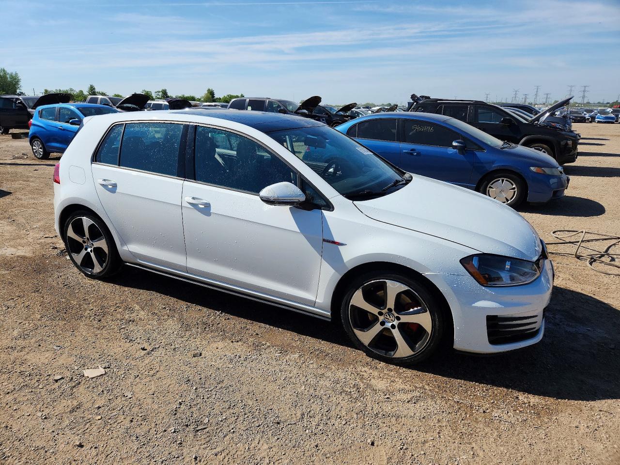 2016 VOLKSWAGEN GTI
