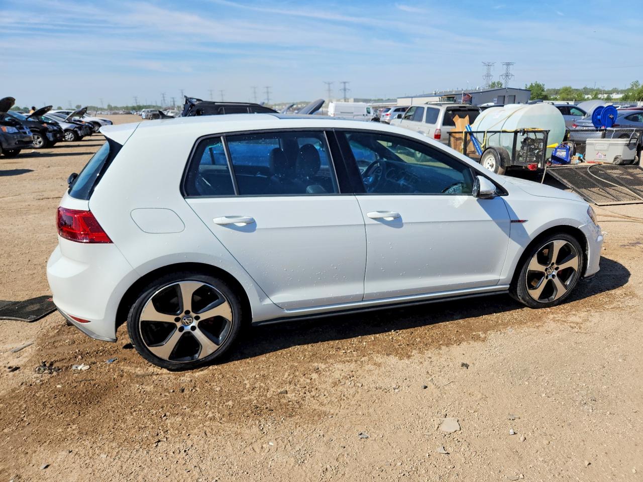 2016 VOLKSWAGEN GTI