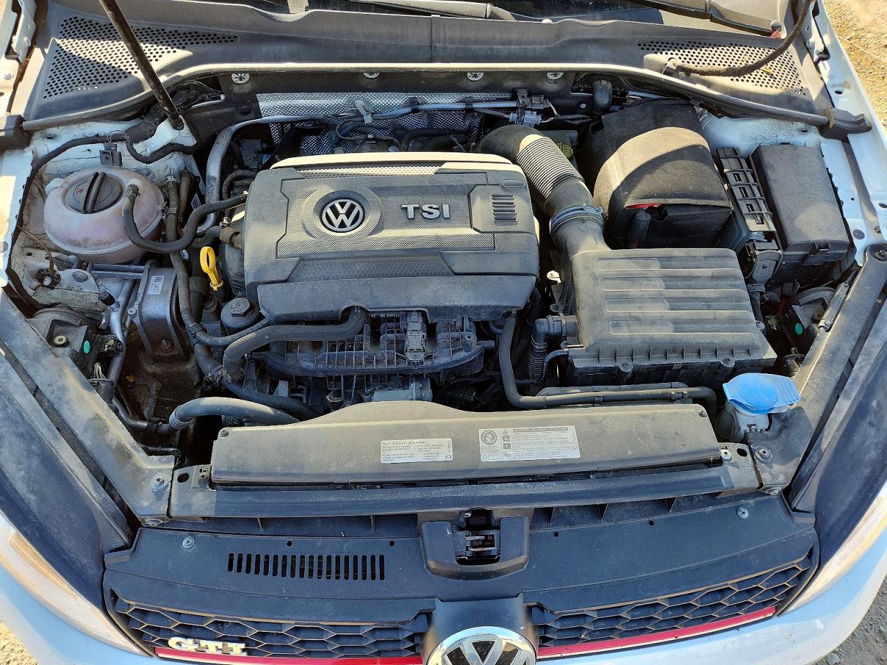2016 VOLKSWAGEN GTI