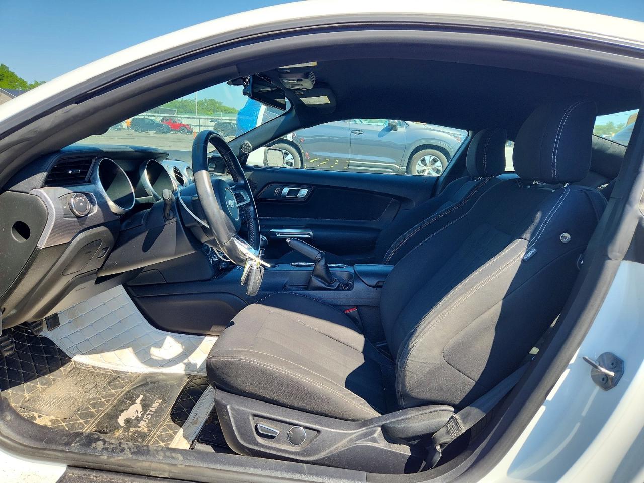 2019 FORD MUSTANG