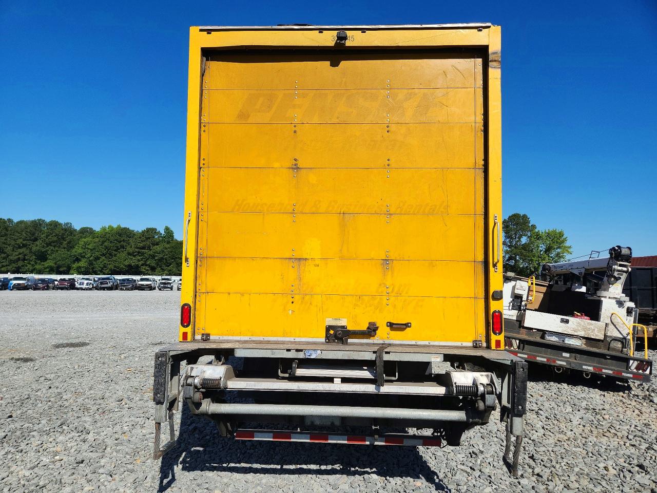 2019 INTERNATIONAL 4000 SERIE