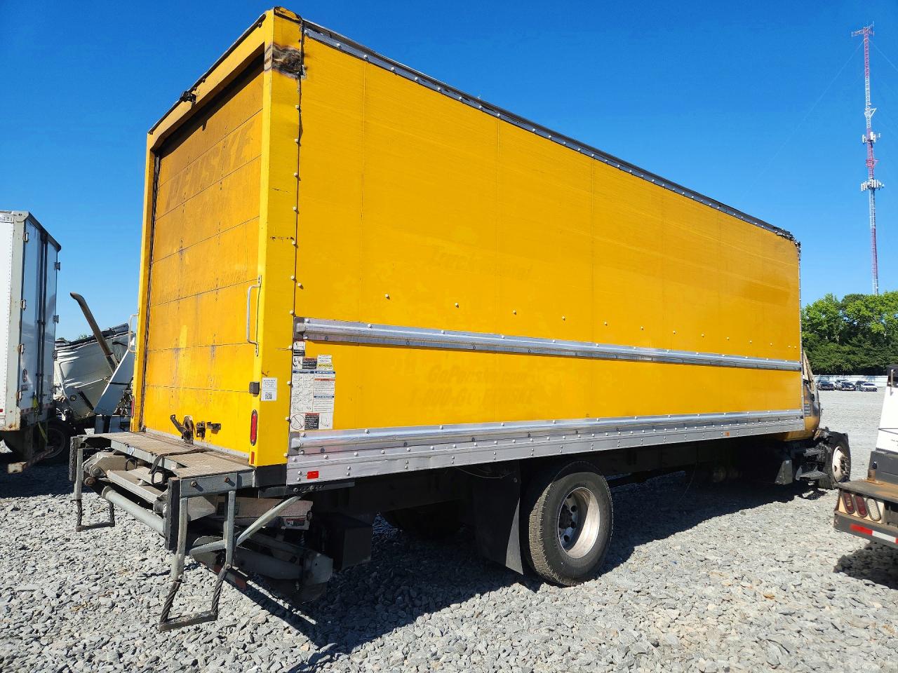 2019 INTERNATIONAL 4000 SERIE