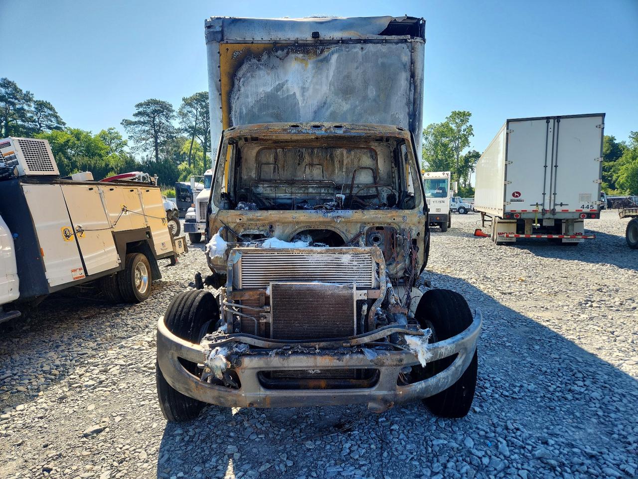 2019 INTERNATIONAL 4000 SERIE