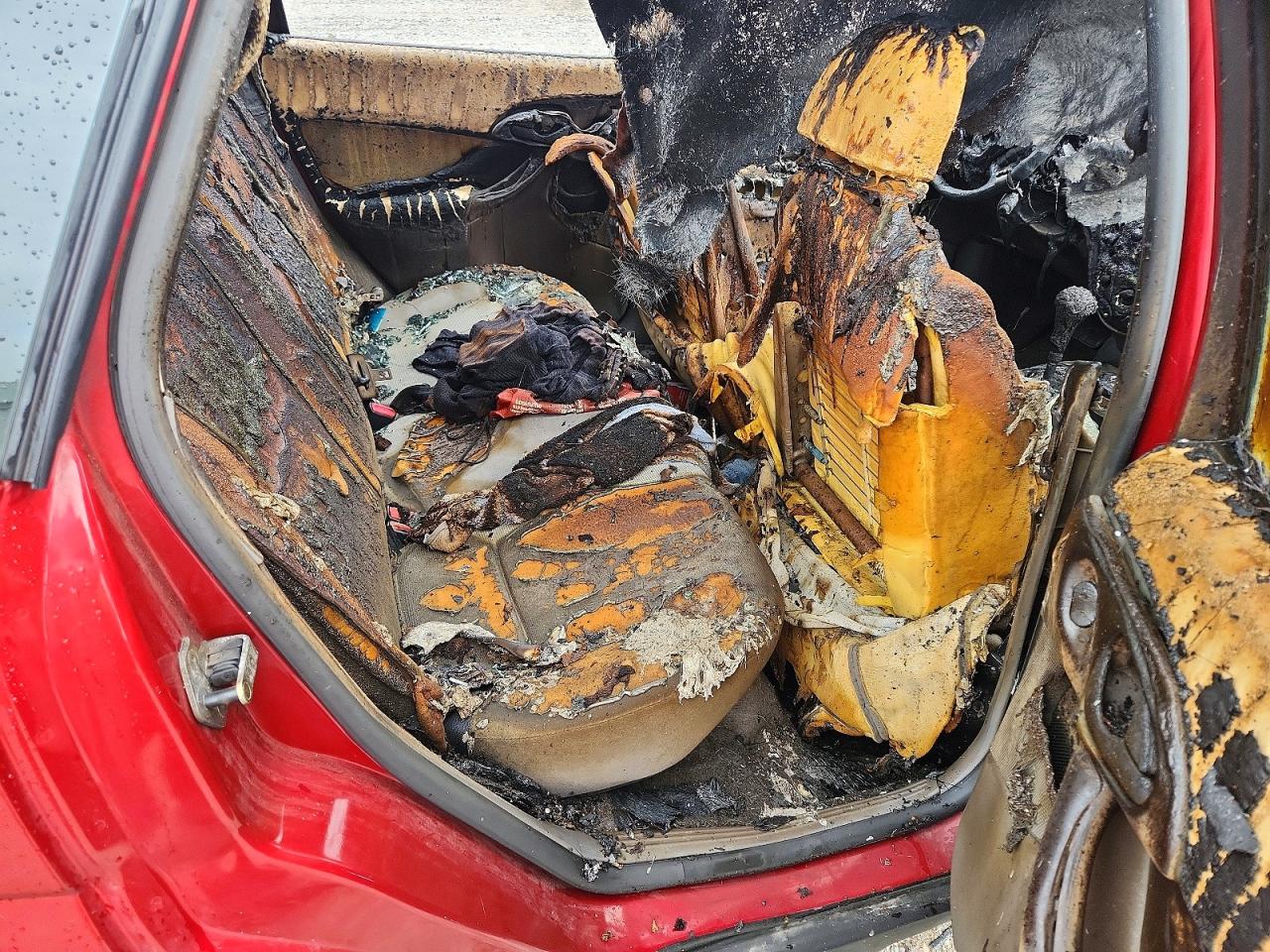2002 FORD FOCUS