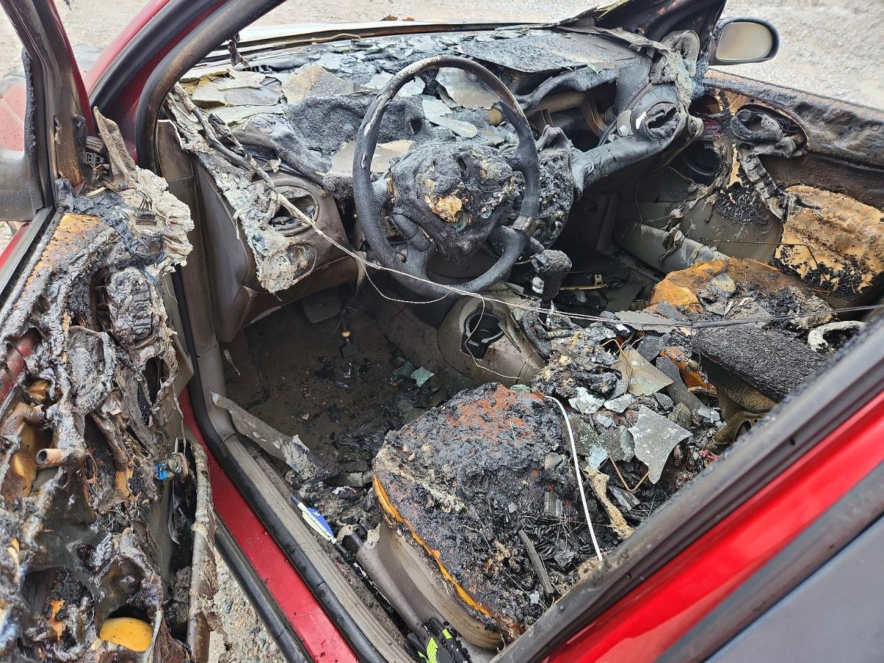 2002 FORD FOCUS