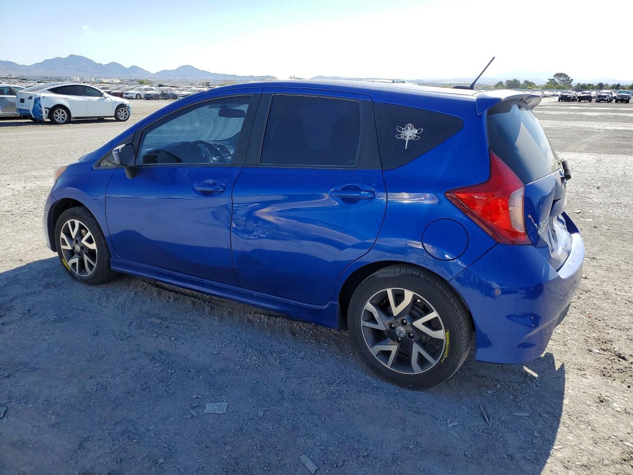 2015 NISSAN VERSA