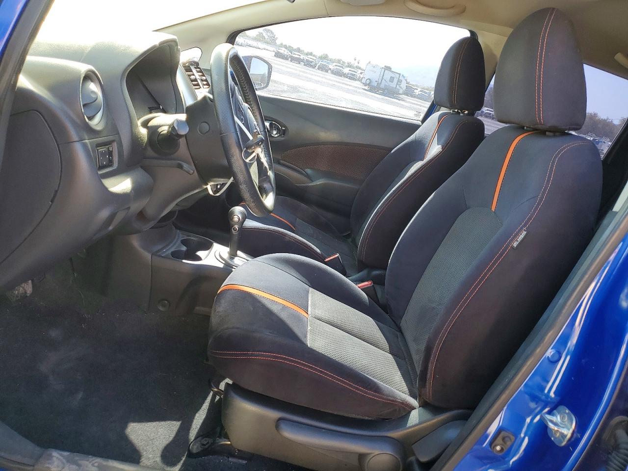 2015 NISSAN VERSA