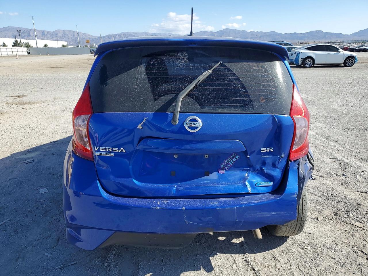 2015 NISSAN VERSA