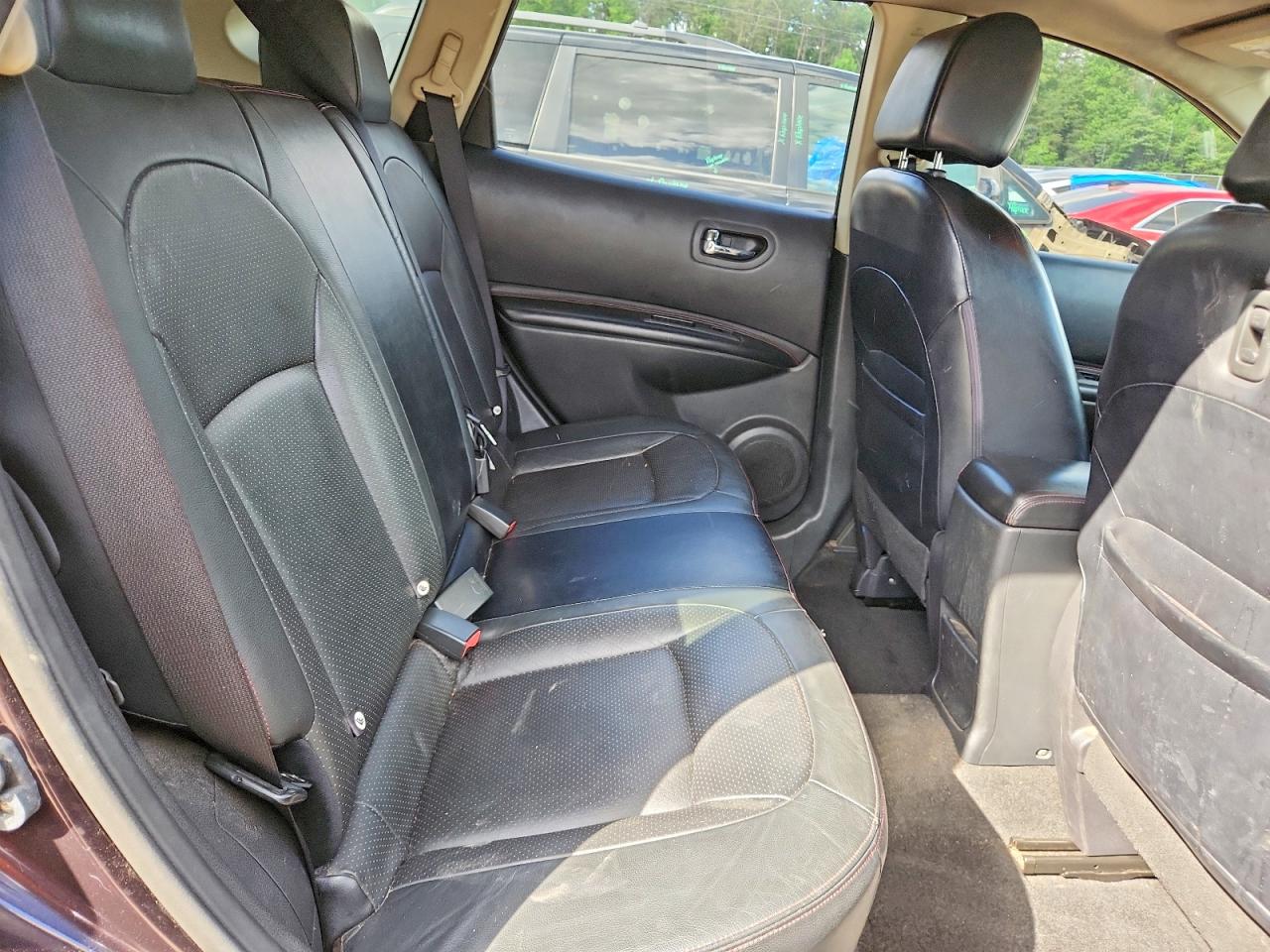 2012 NISSAN ROGUE
