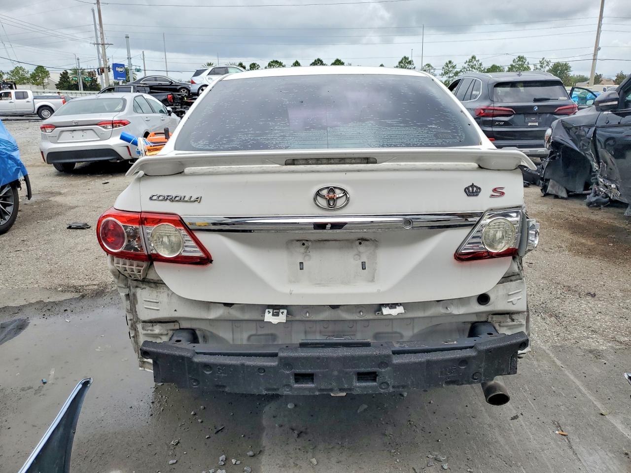 2011 TOYOTA COROLLA