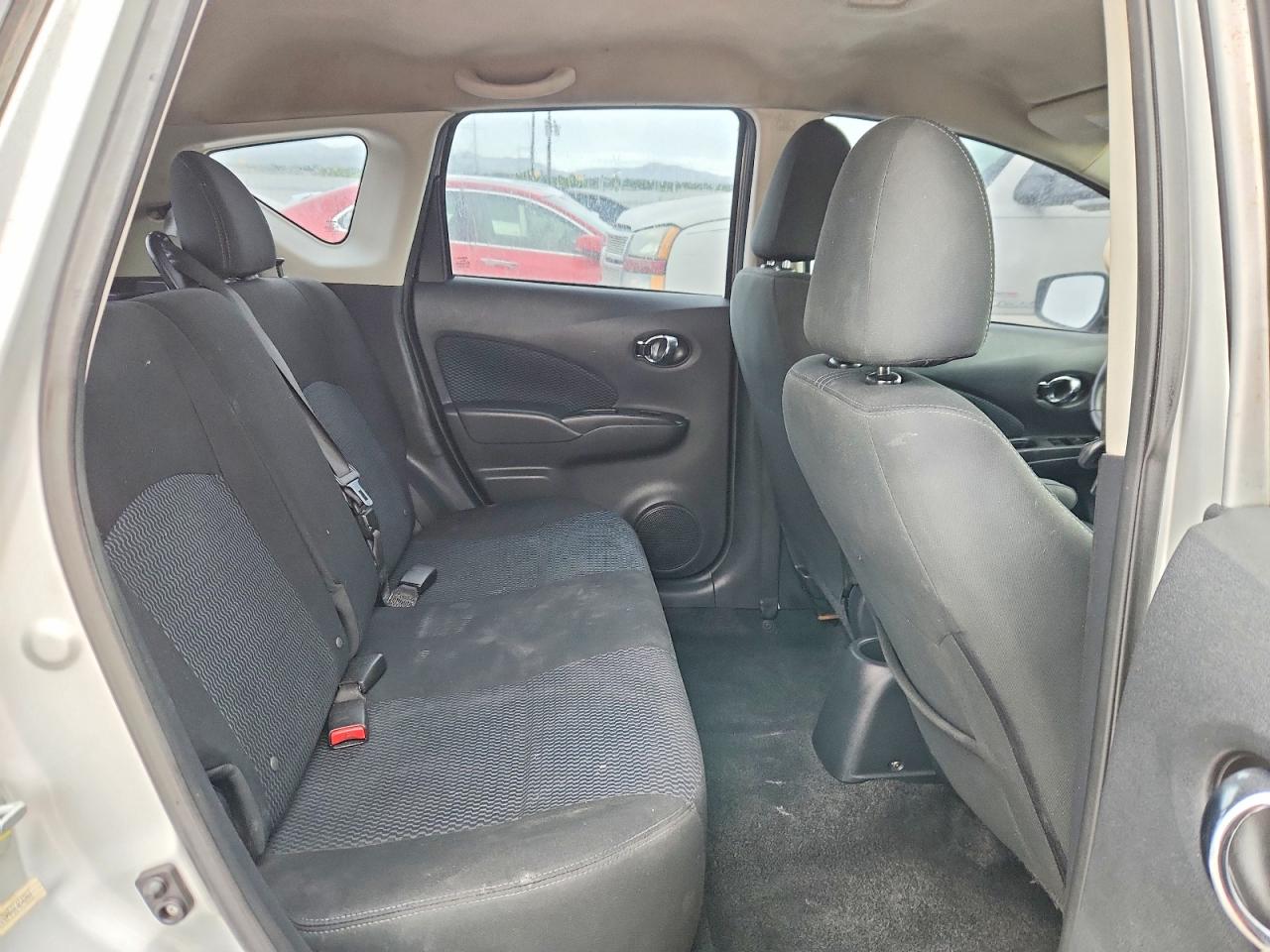 2016 NISSAN VERSA