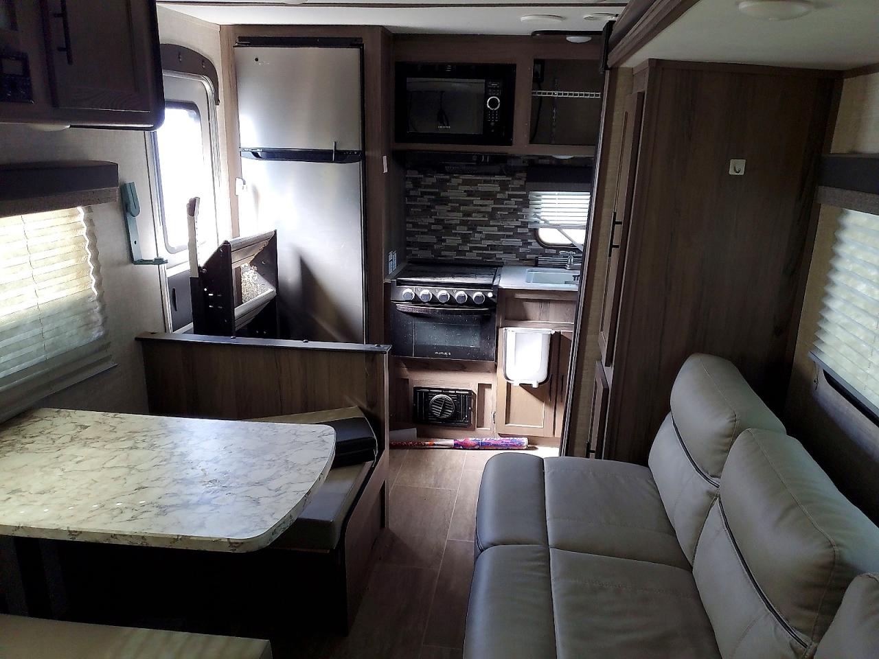 2021 GULF STREAM AMER LITE