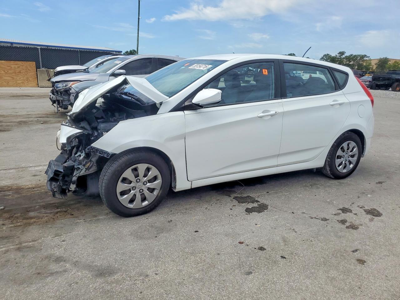 2015 HYUNDAI ACCENT