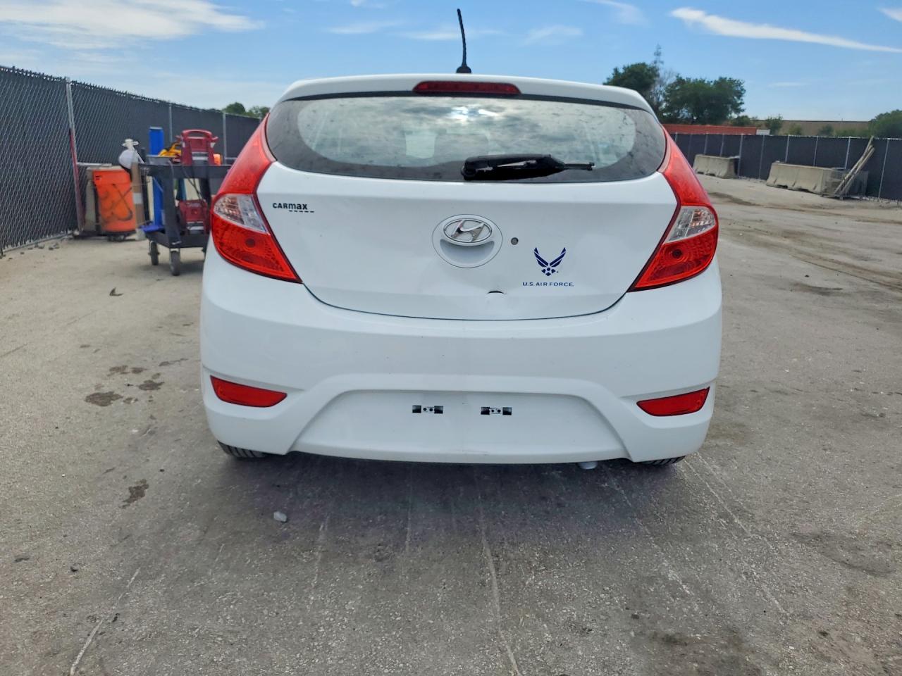 2015 HYUNDAI ACCENT