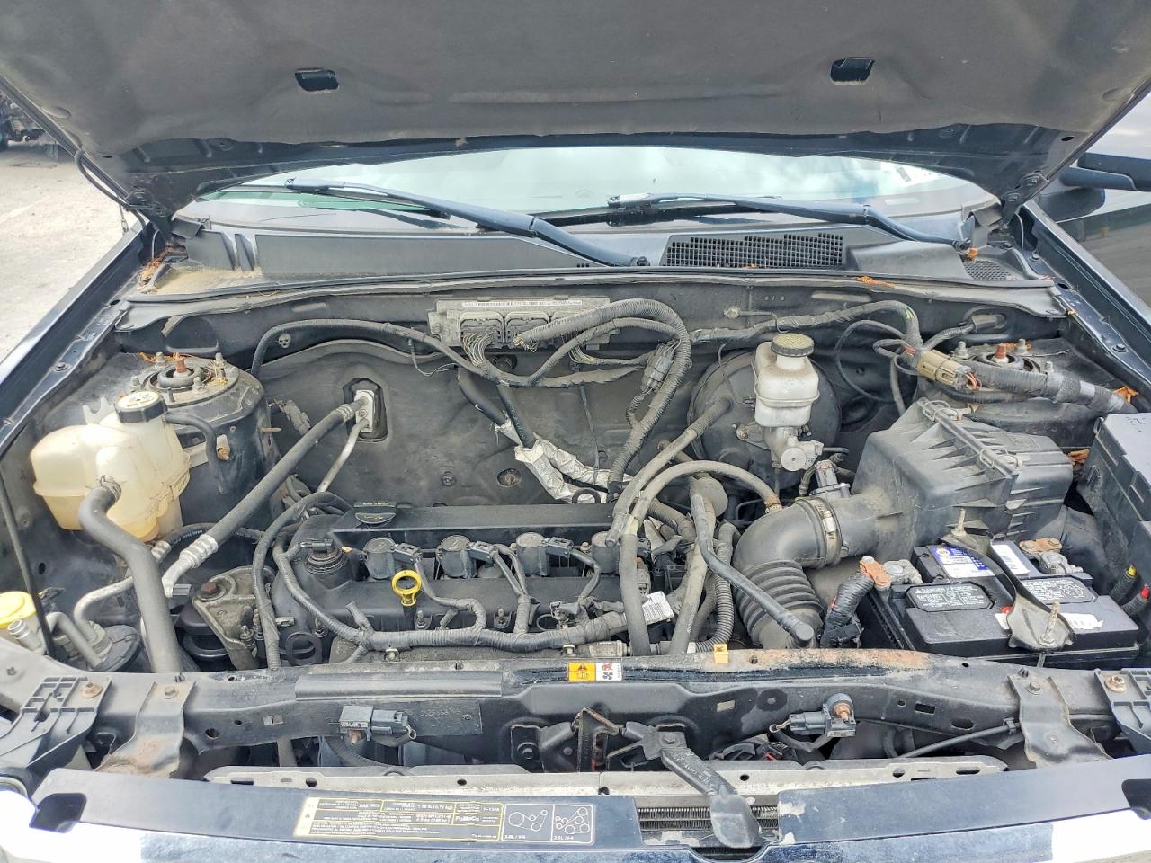 2011 FORD ESCAPE