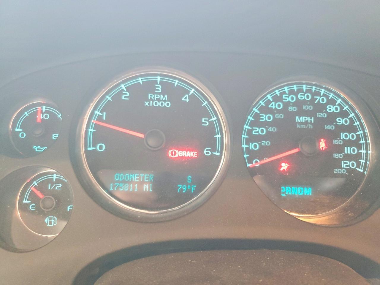 2011 CHEVROLET TAHOE