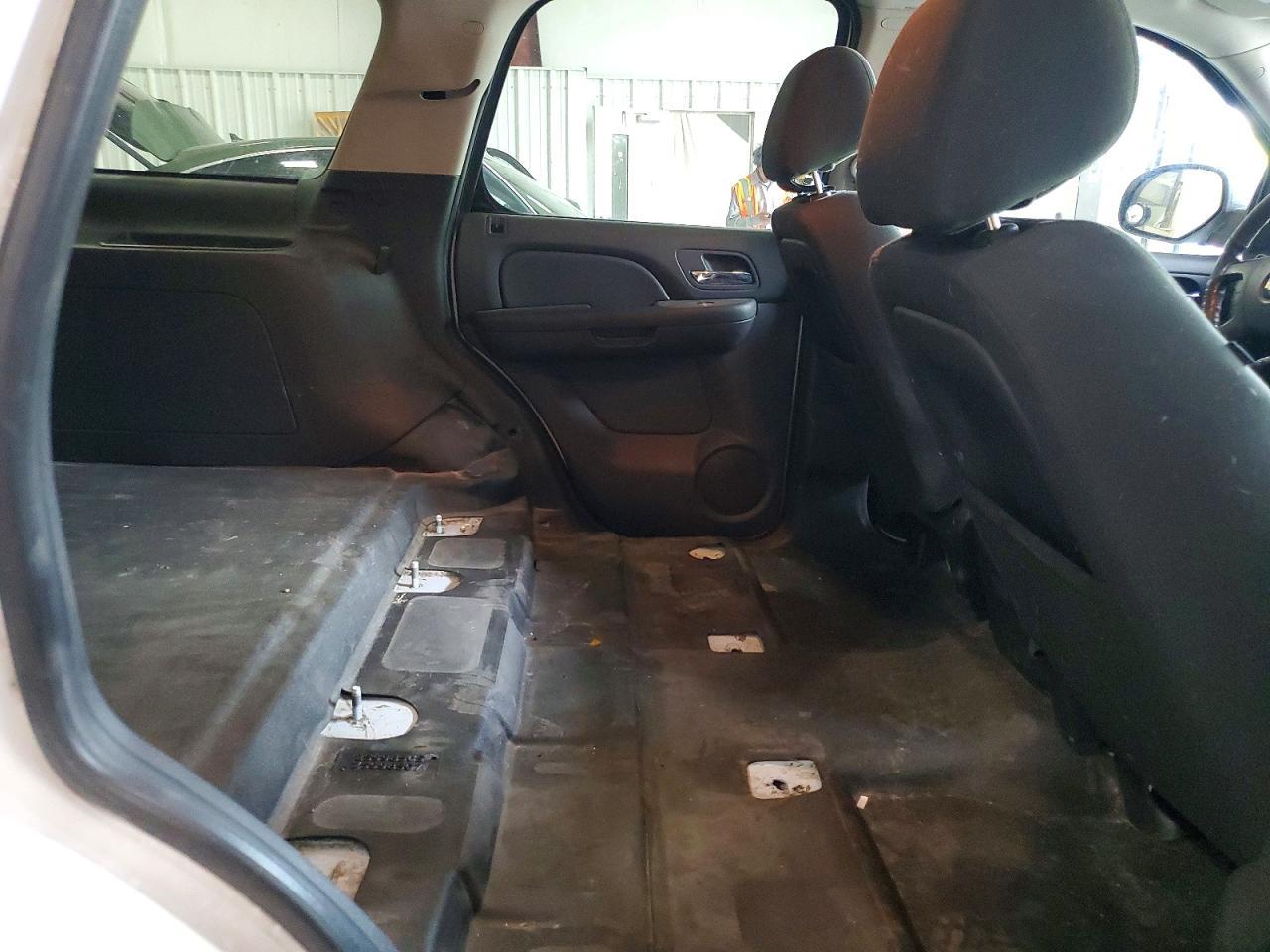 2011 CHEVROLET TAHOE