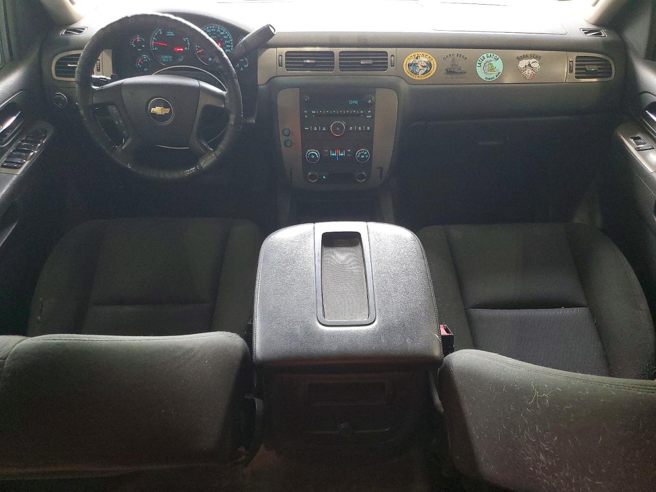 2011 CHEVROLET TAHOE