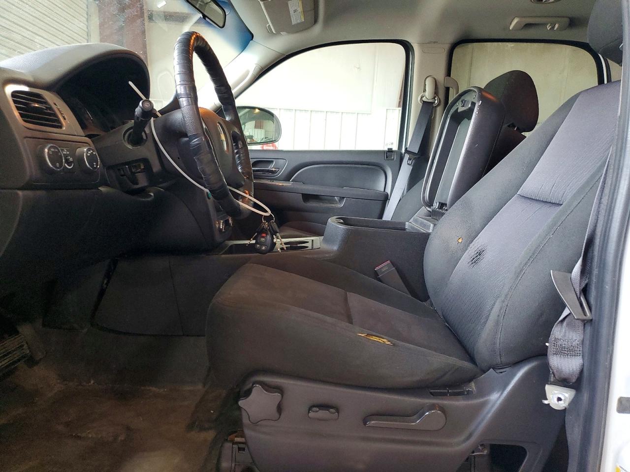 2011 CHEVROLET TAHOE