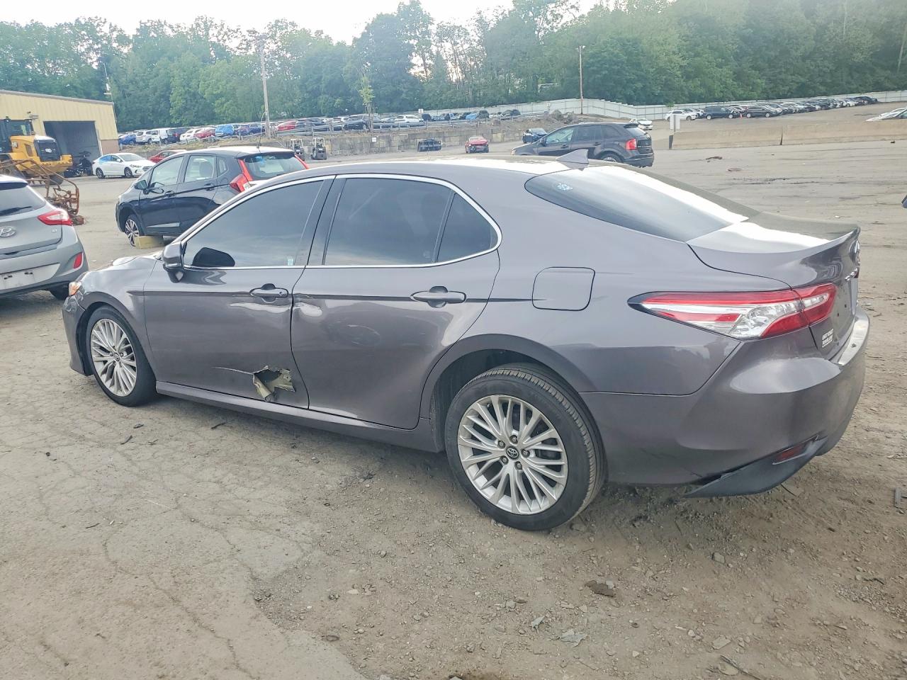 2019 TOYOTA CAMRY